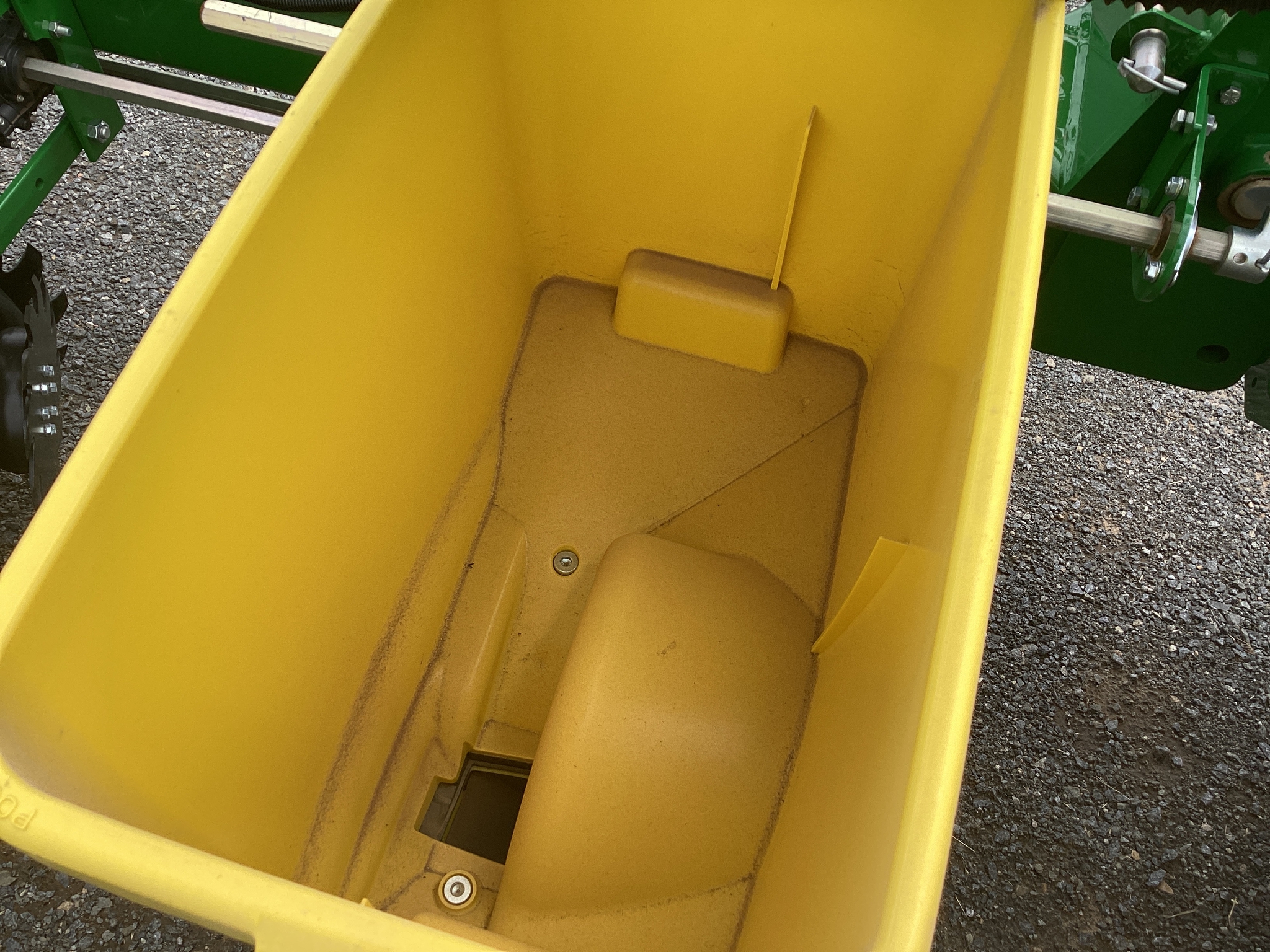 2024 John Deere 1725 Image 11