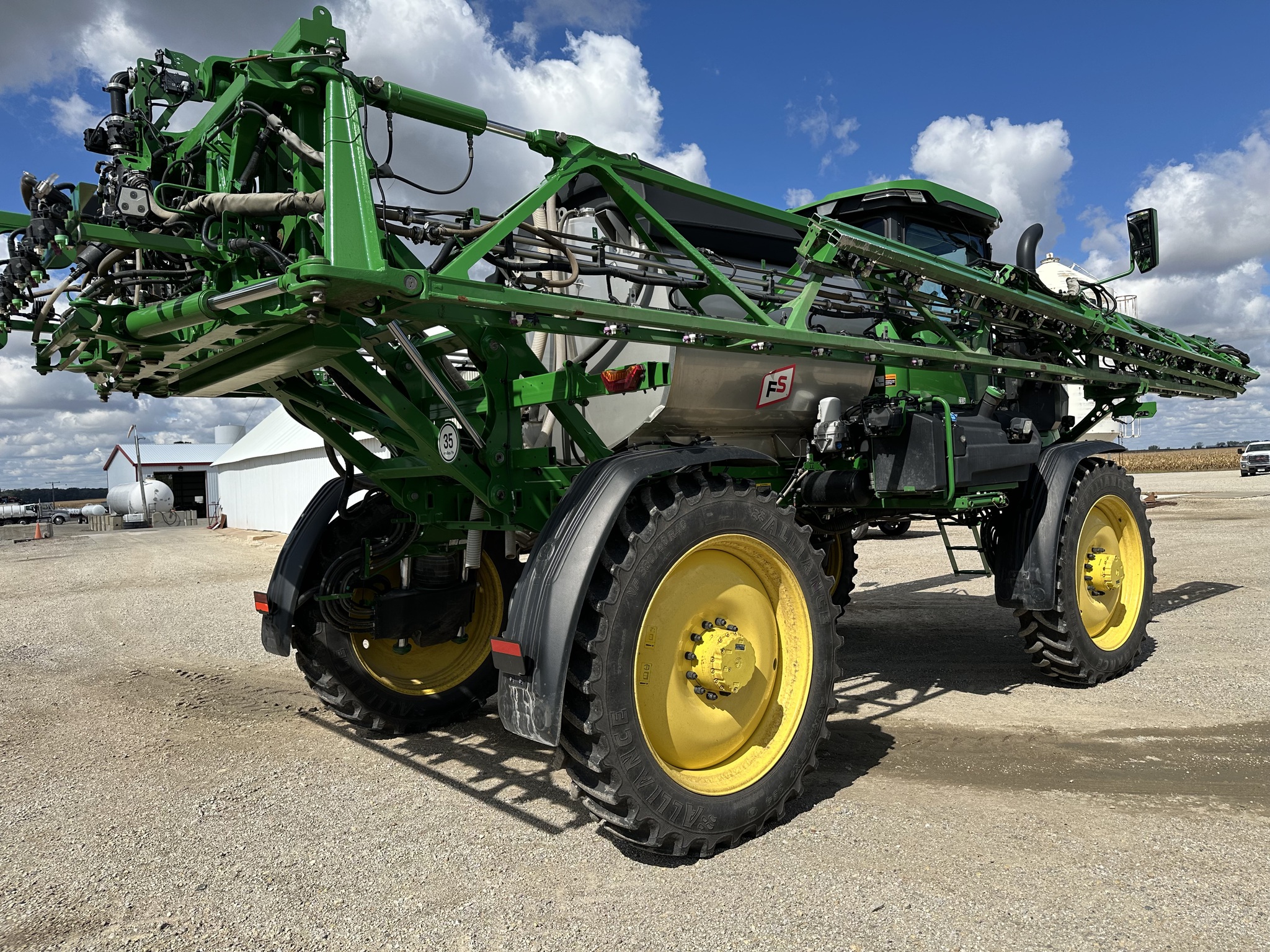 2023 John Deere 412R Image 5