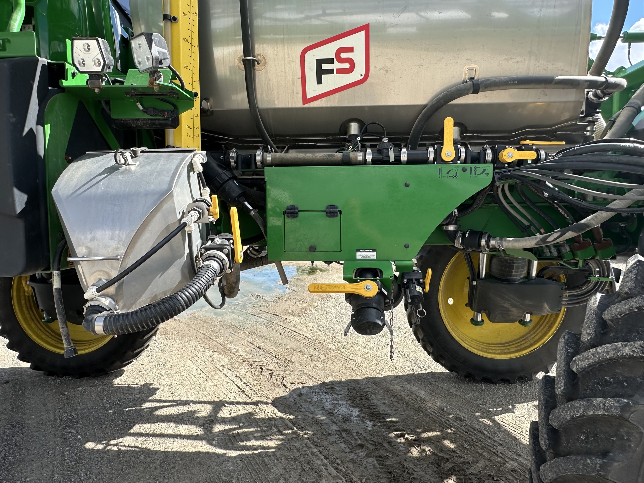 2023 John Deere 412R Image 14