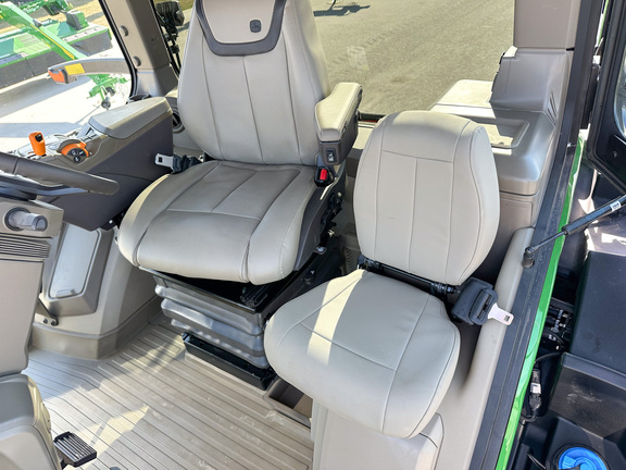 2025 John-Deere 9RT 590