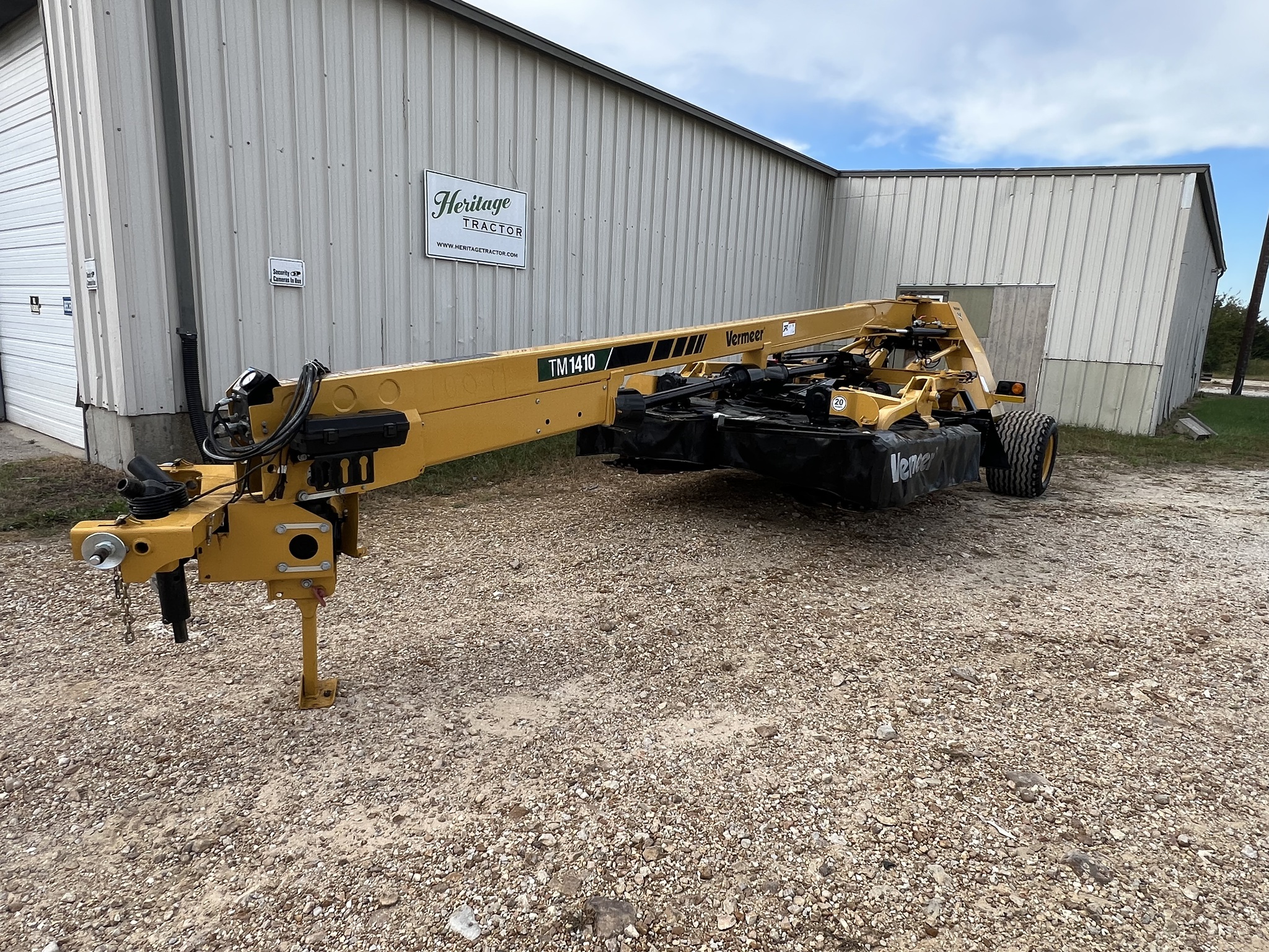  2022 Vermeer TM1410 at Heritage Tractor in Rolla, MO