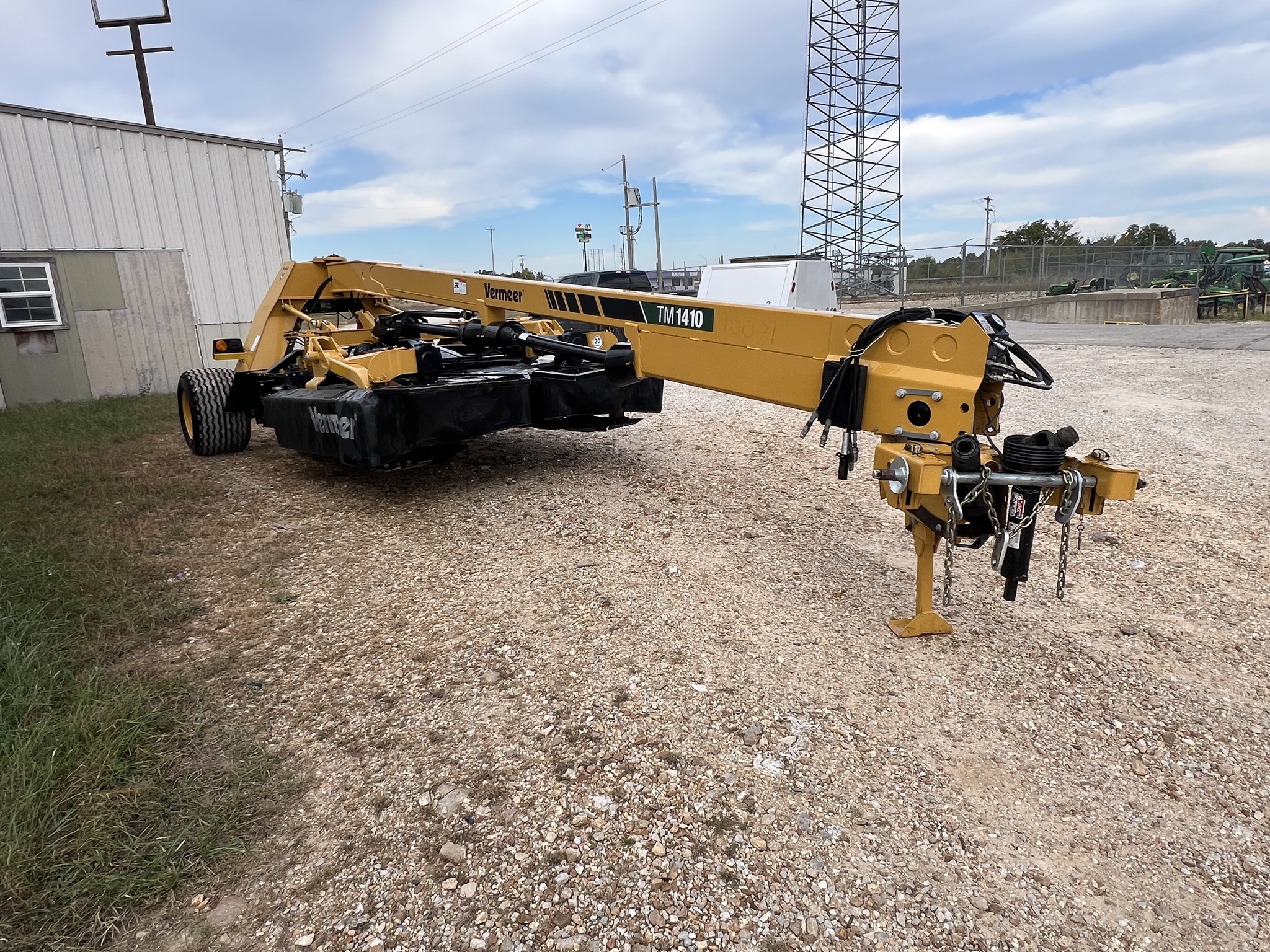  2022 Vermeer TM1410 at Heritage Tractor in Rolla, MO