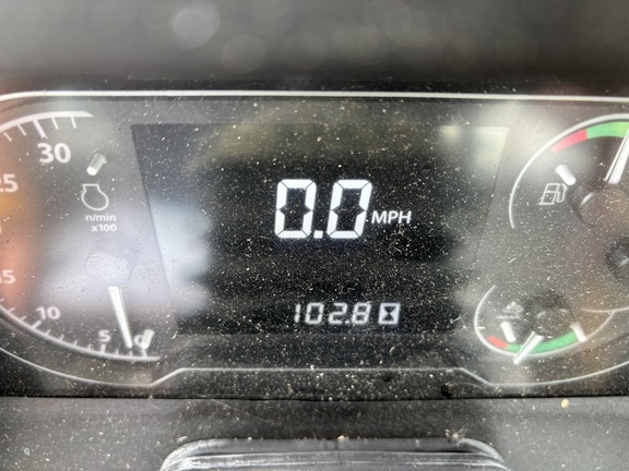 Used 2023 John Deere 5105M Utility Tractors at Koenig Equipment in Anna, OH - Photo5