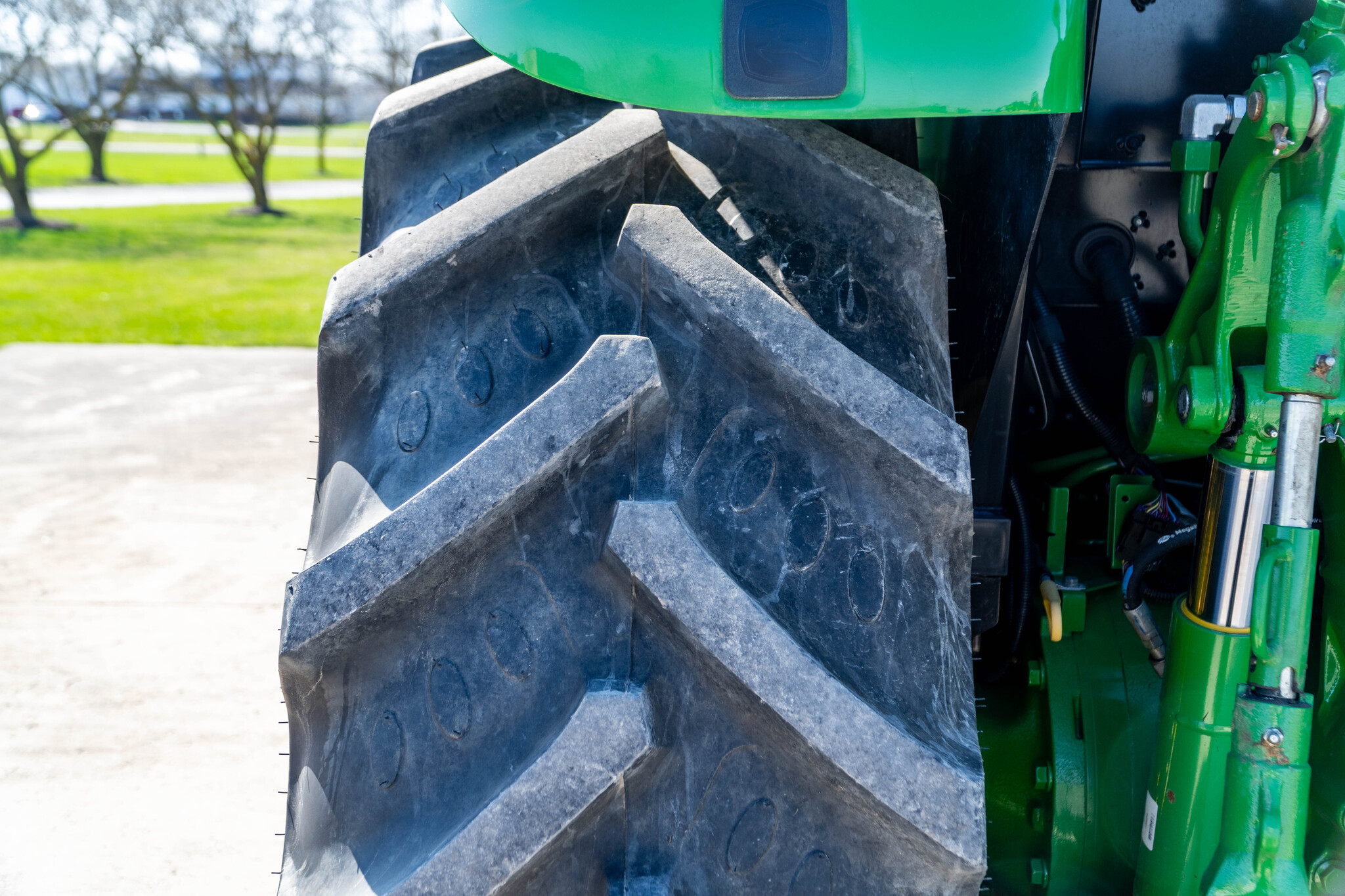 Used 2023 John Deere 5105M Utility Tractors at Koenig Equipment in Anna, OH - PhotoXL13