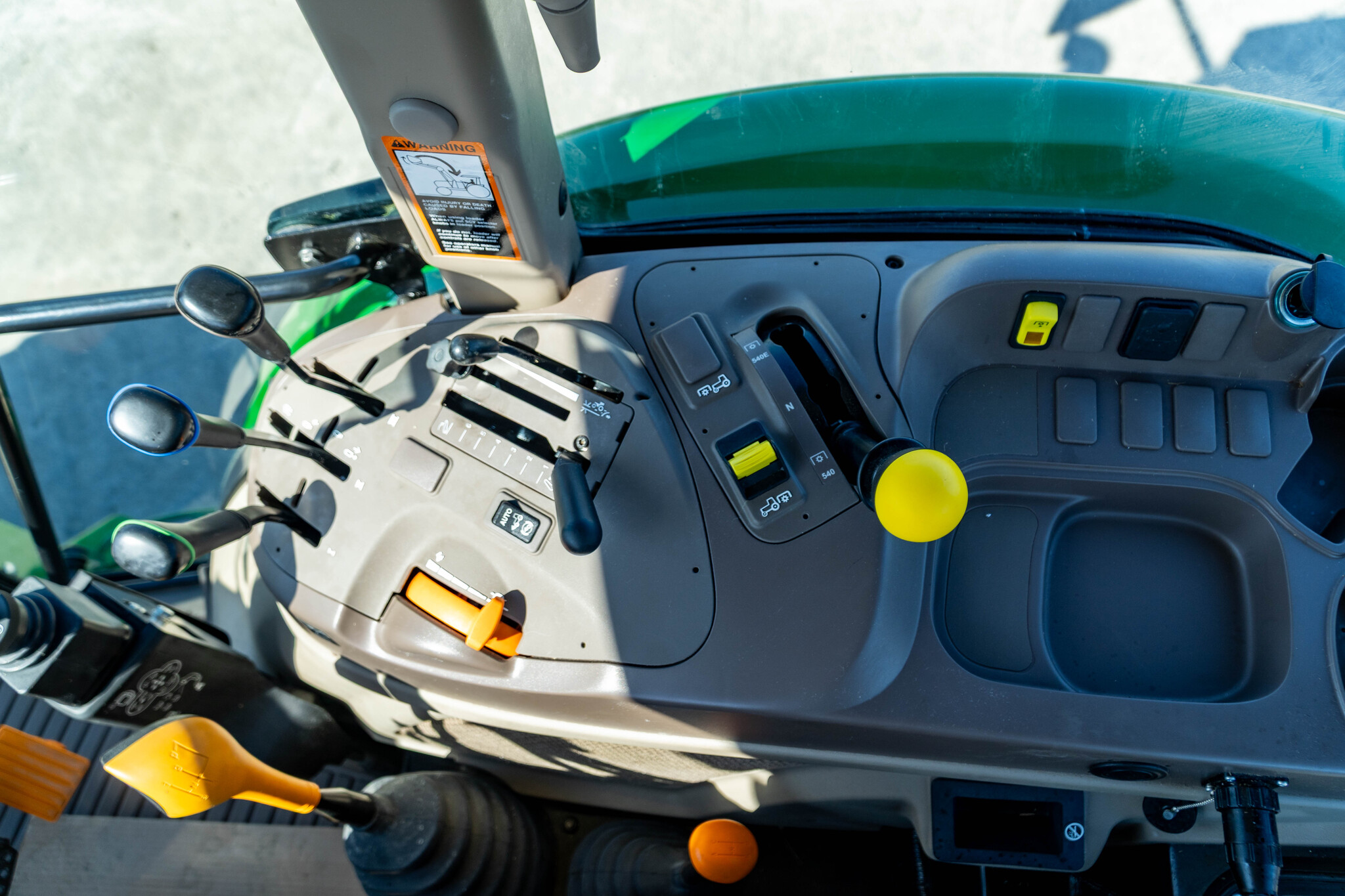 Used 2023 John Deere 5105M Utility Tractors at Koenig Equipment in Anna, OH - PhotoXL29