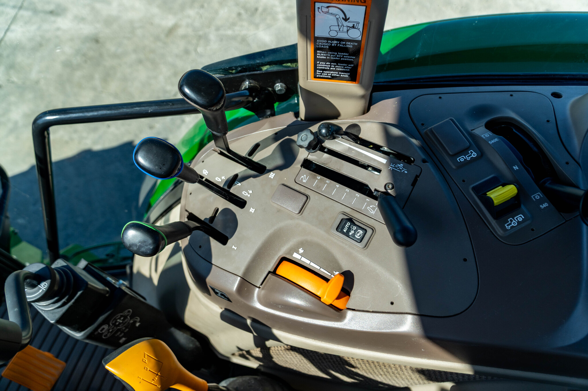 Used 2023 John Deere 5105M Utility Tractors at Koenig Equipment in Anna, OH - PhotoXL30