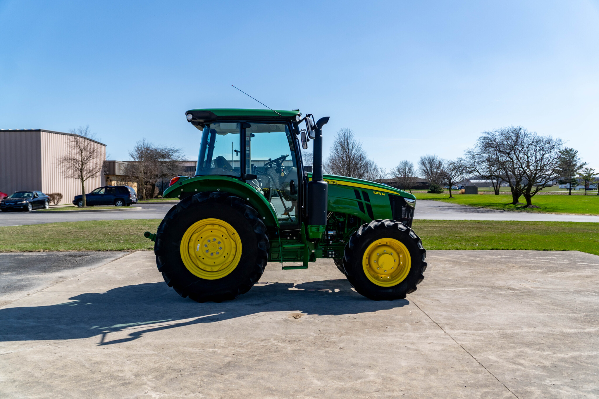 Used 2023 John Deere 5105M Utility Tractors at Koenig Equipment in Anna, OH - PhotoXL5