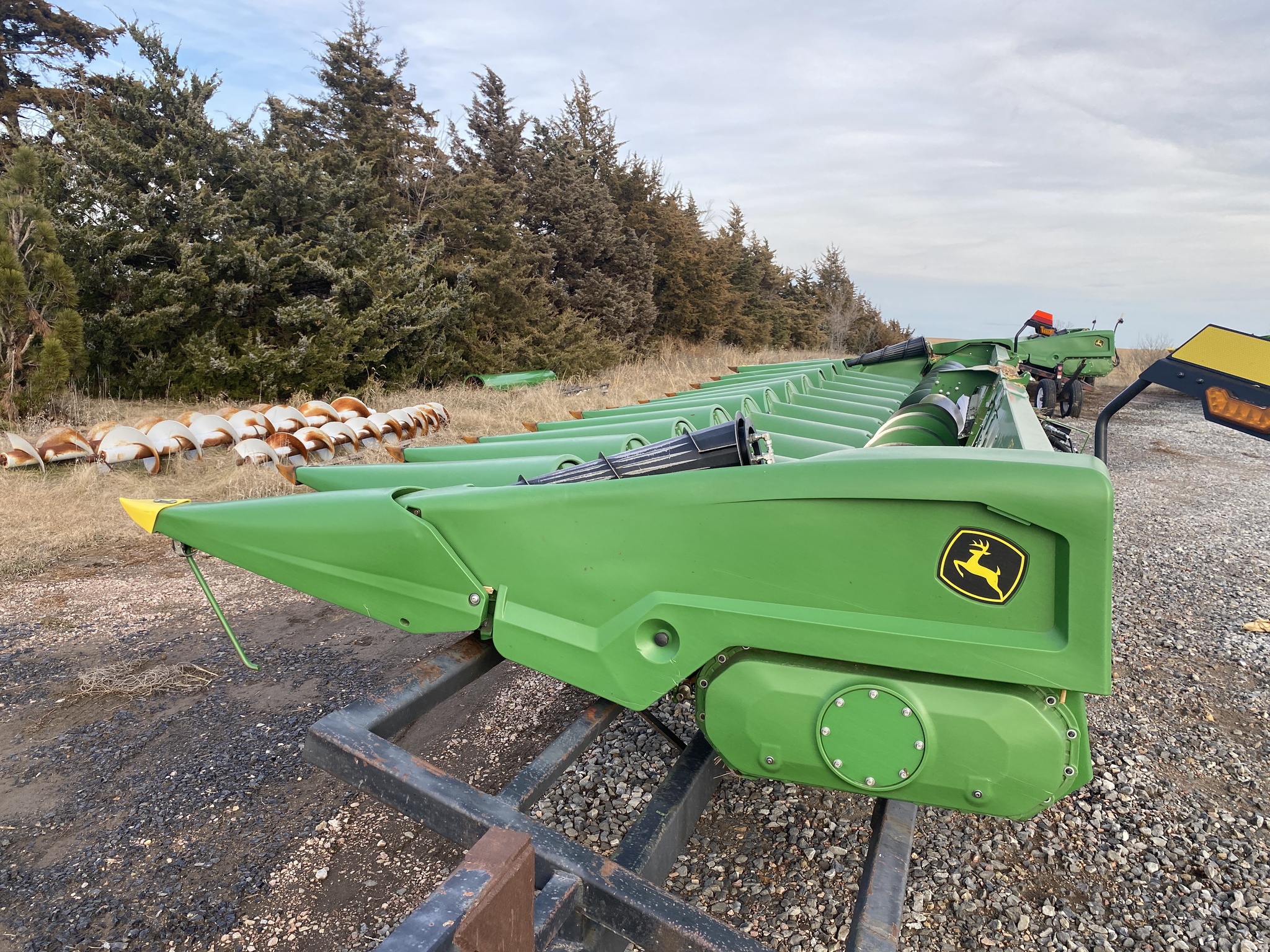 2025 John Deere CR 12 Image 2