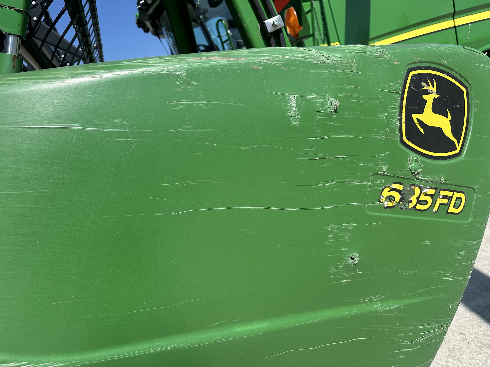 2012 John Deere 635FD Image 2