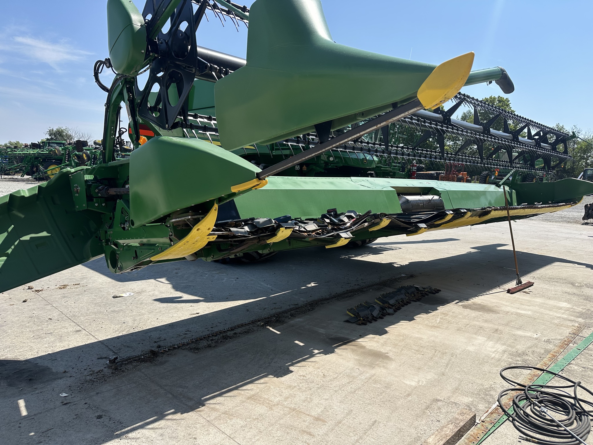2012 John Deere 635FD Image 1