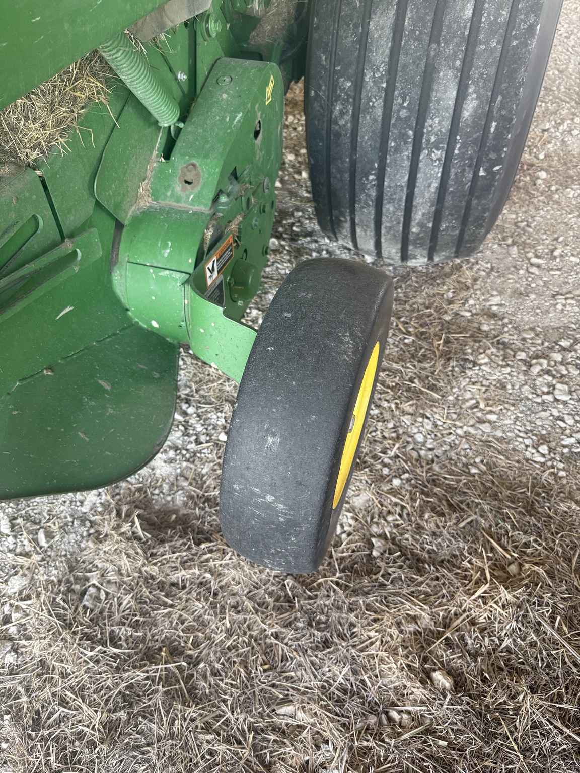 2020 John Deere 460M Image 23