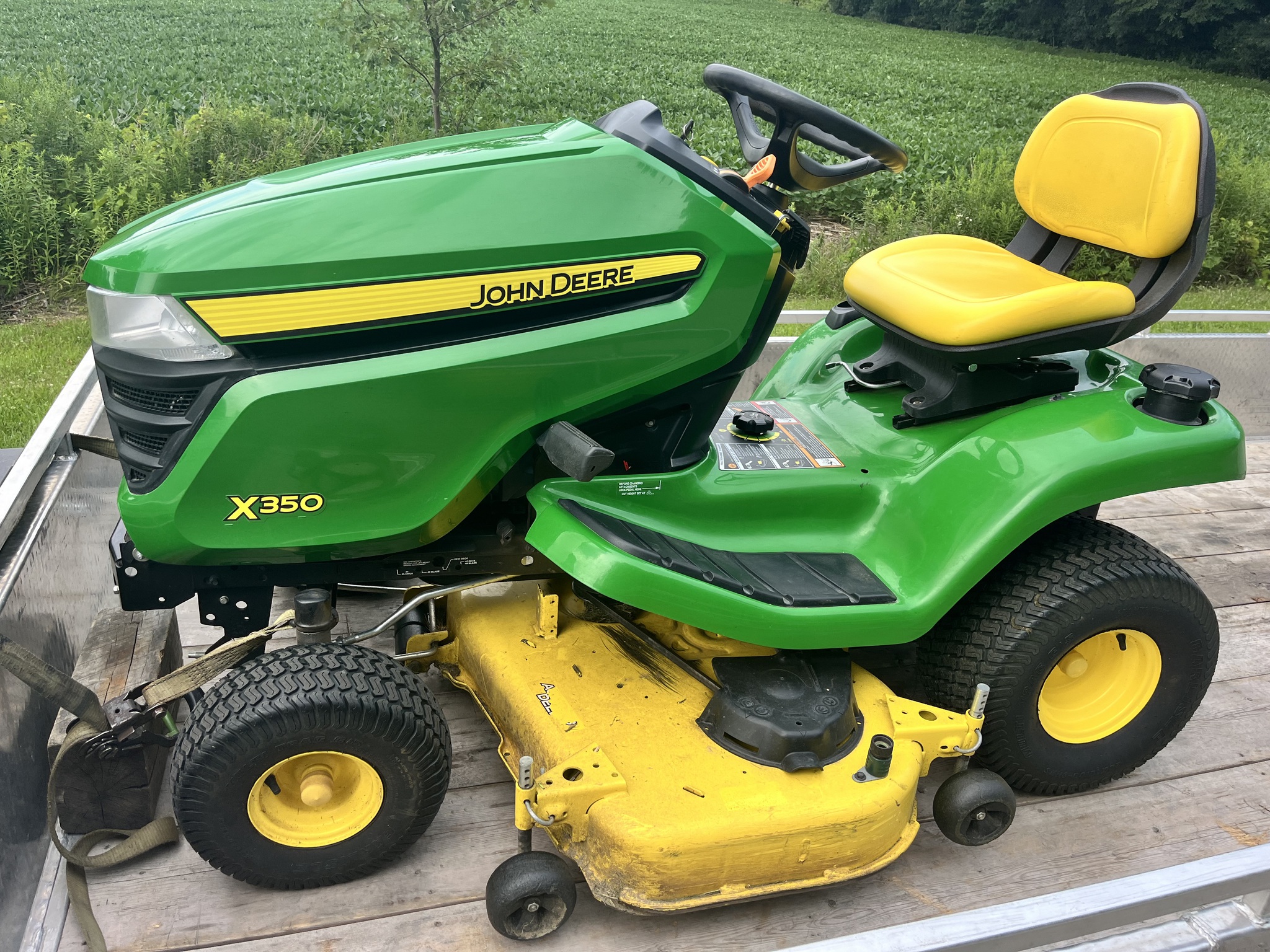 2020 John Deere X350 Image 2