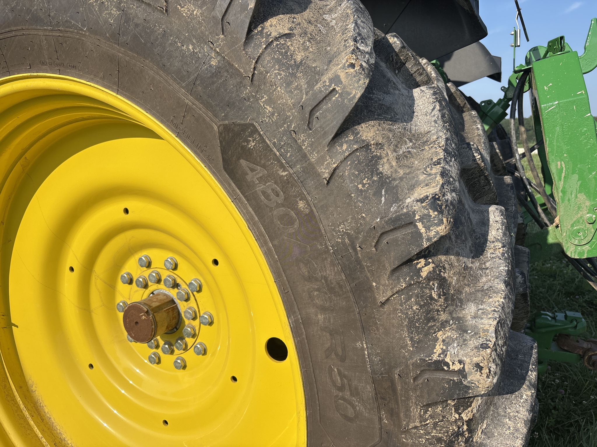 Used 2025 John Deere 8R 310 Row Crop Tractors at Koenig Equipment in Urbana, OH - PhotoXL5