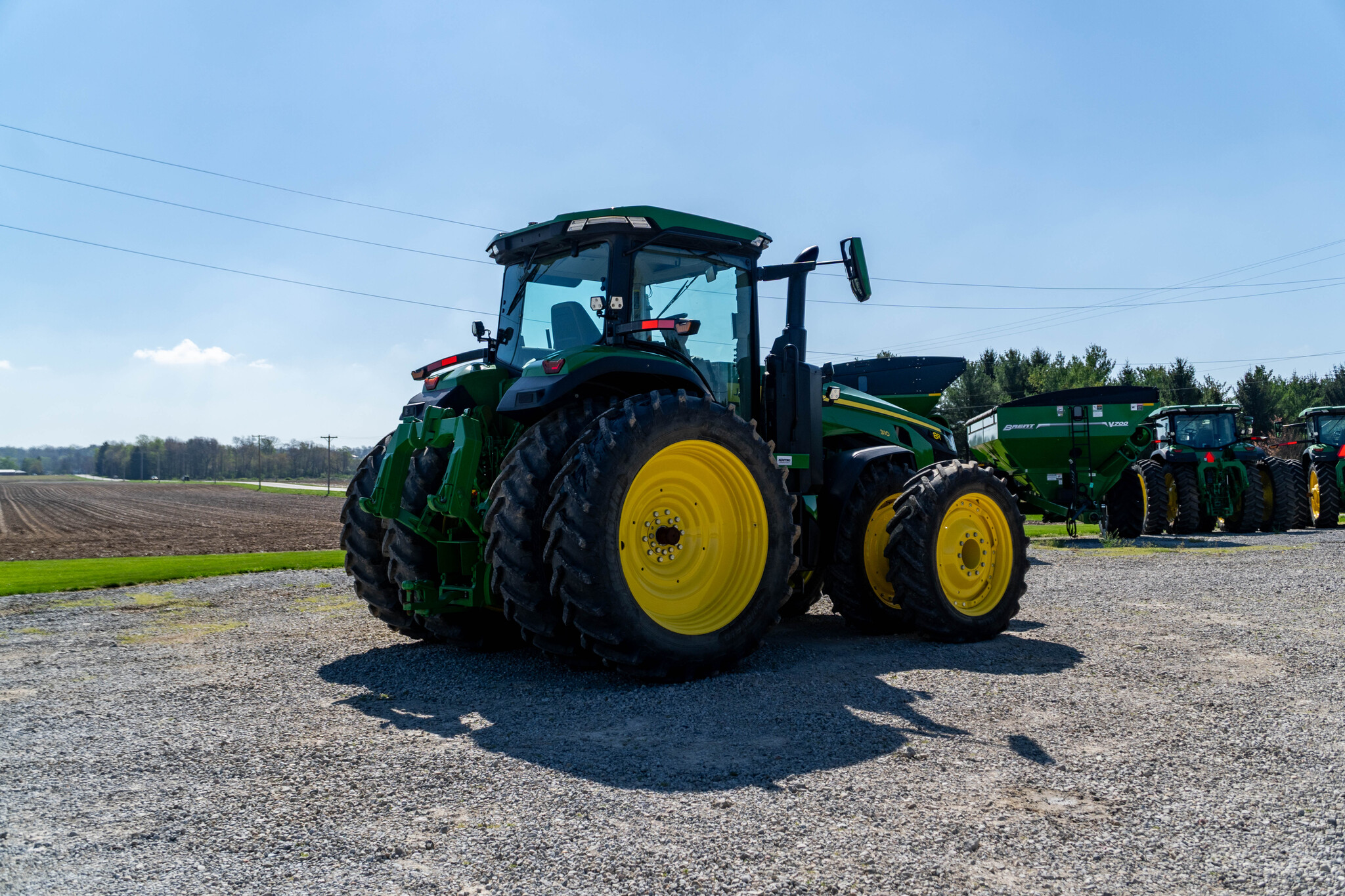 Used 2025 John Deere 8R 310 Row Crop Tractors at Koenig Equipment in Urbana, OH - PhotoXL4