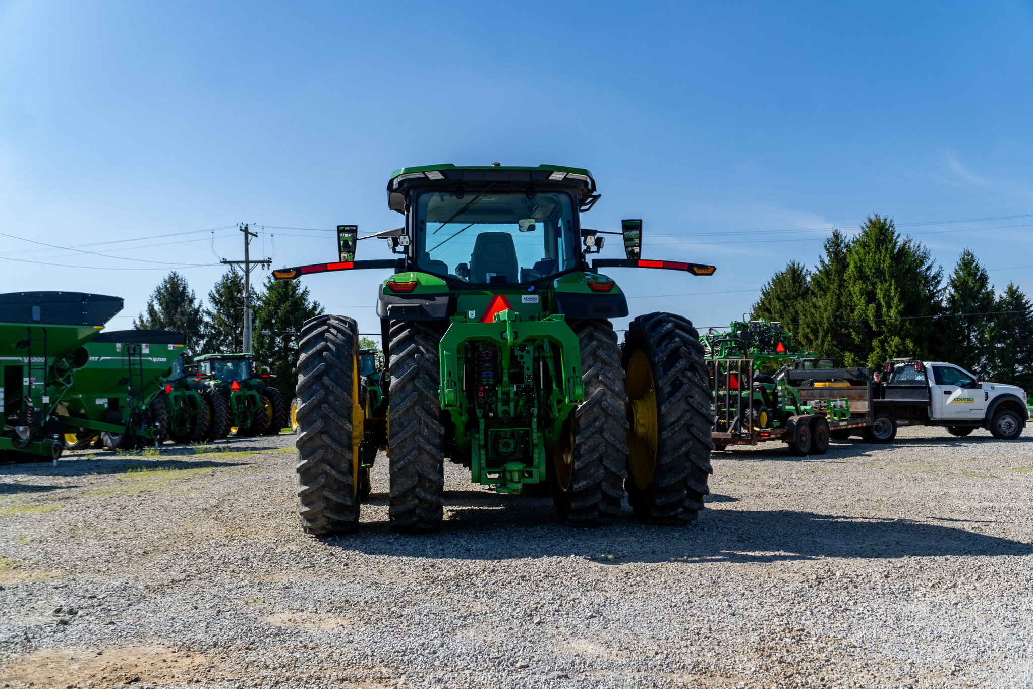 Used 2025 John Deere 8R 310 Row Crop Tractors at Koenig Equipment in Urbana, OH - PhotoXL3