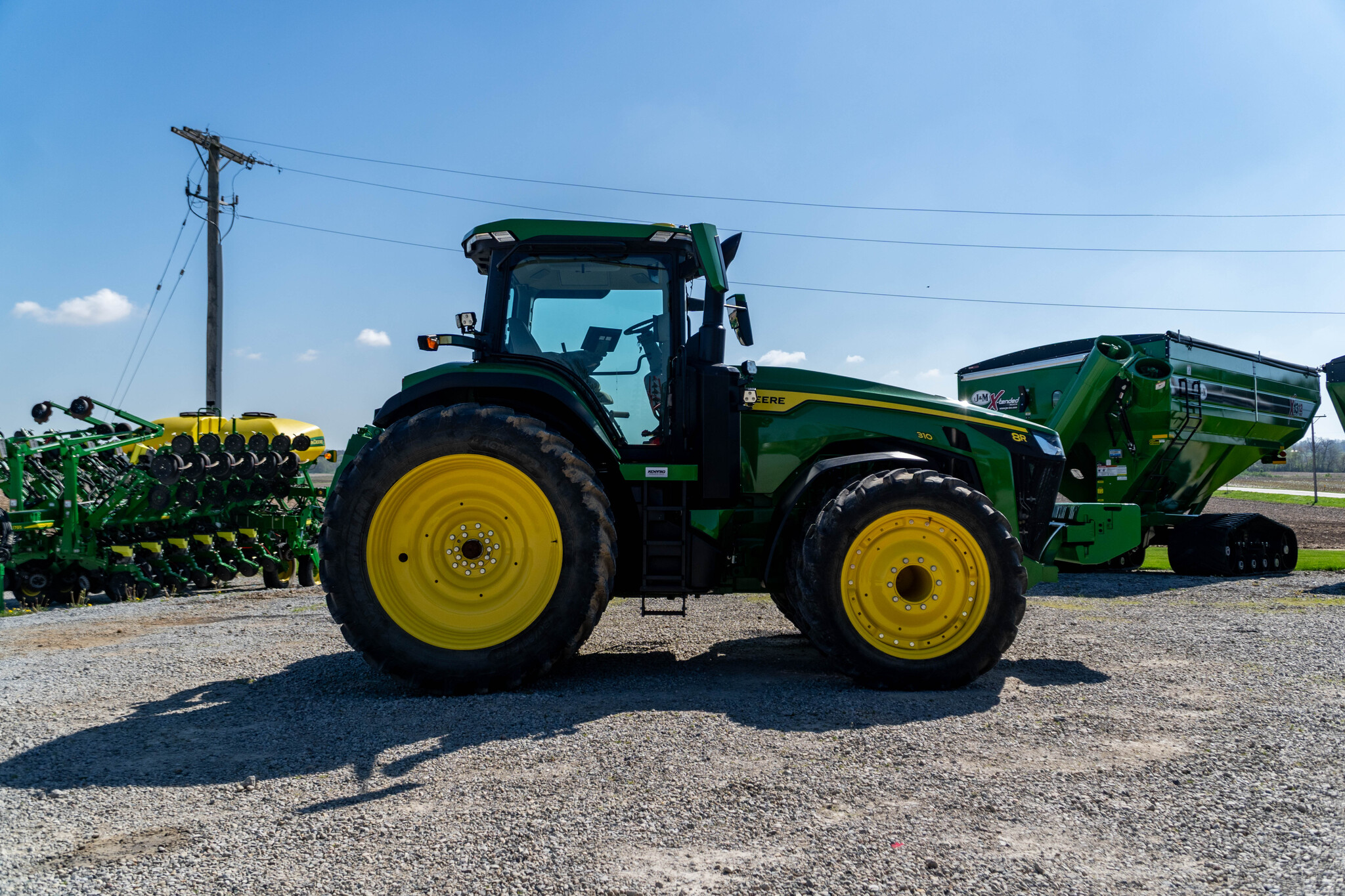 Used 2025 John Deere 8R 310 Row Crop Tractors at Koenig Equipment in Urbana, OH - PhotoXL5