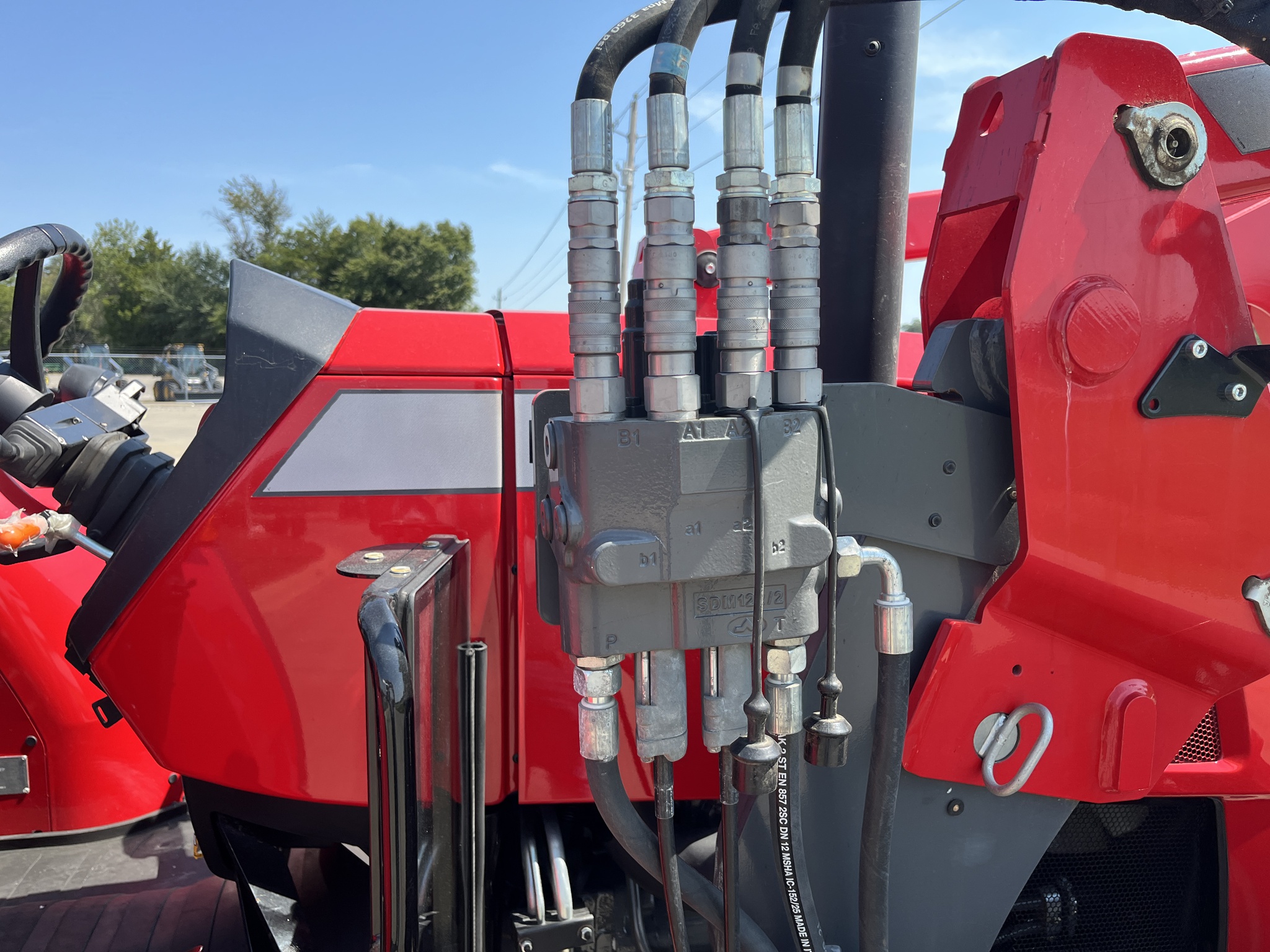 2021 Massey Ferguson 4707 Image 8