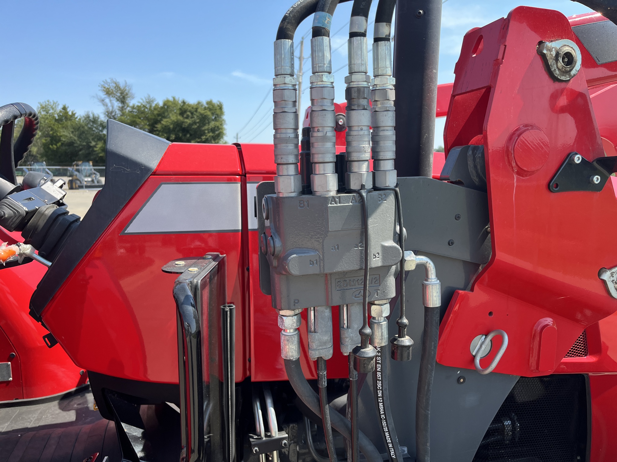 2021 Massey Ferguson 4707 Image 14