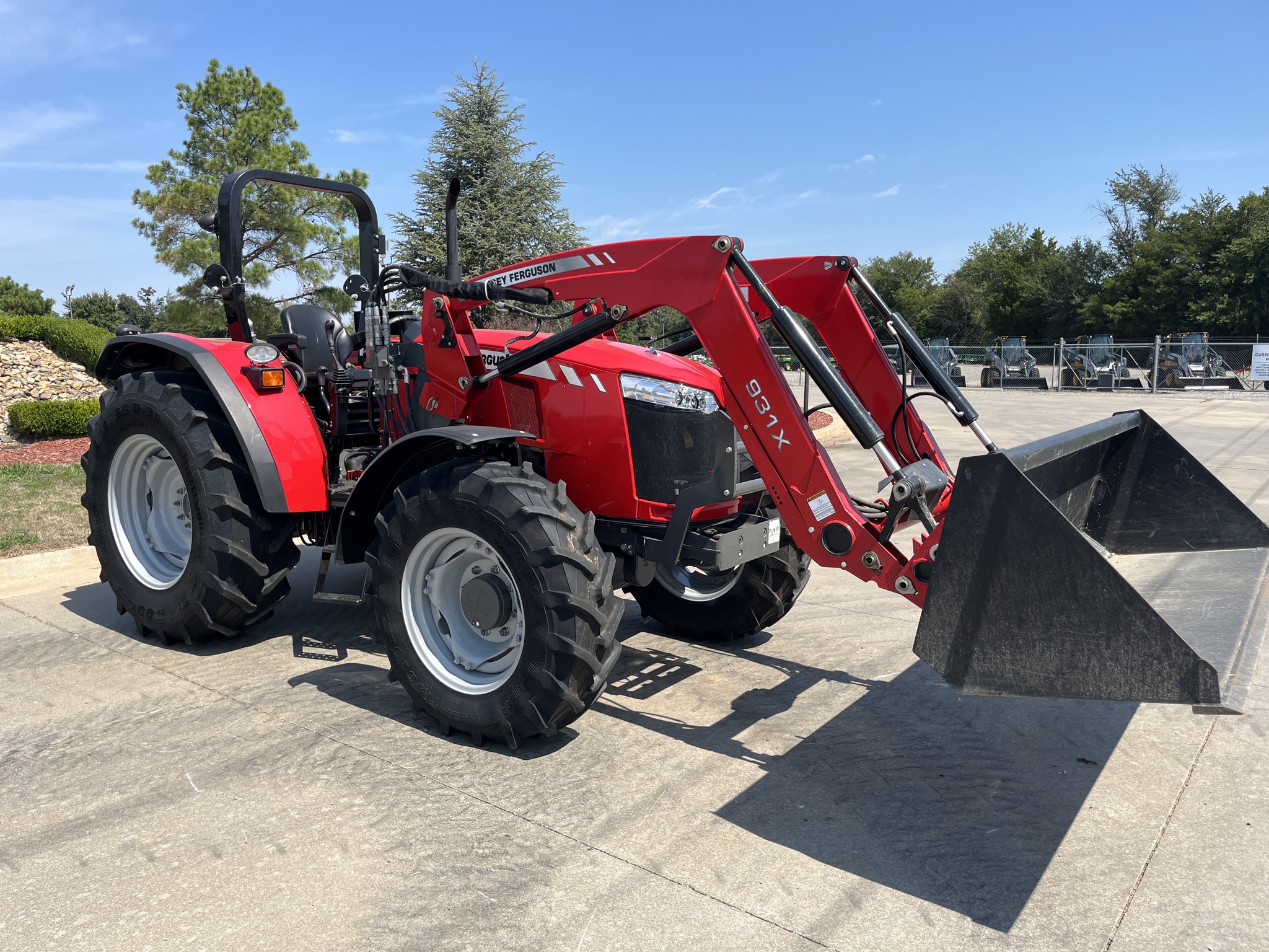 2021 Massey Ferguson 4707 Image 4