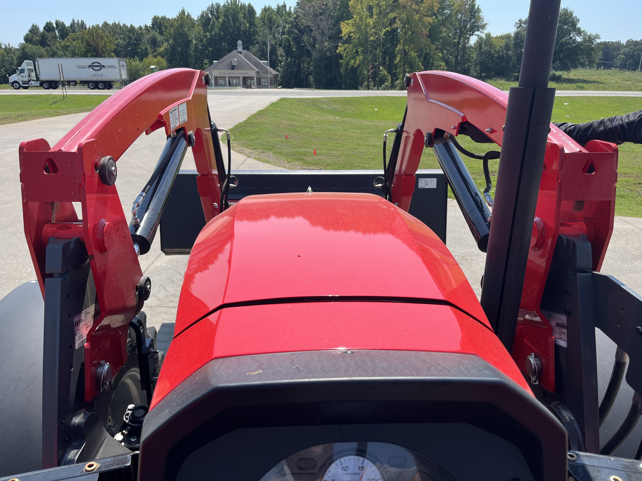 2021 Massey Ferguson 4707 Image 6