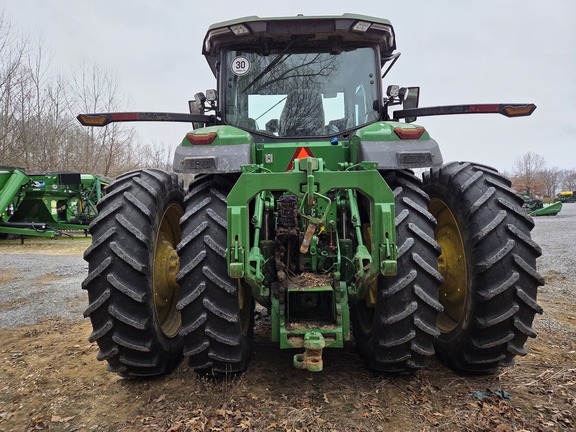 Photo of 2021 John Deere 8R 310