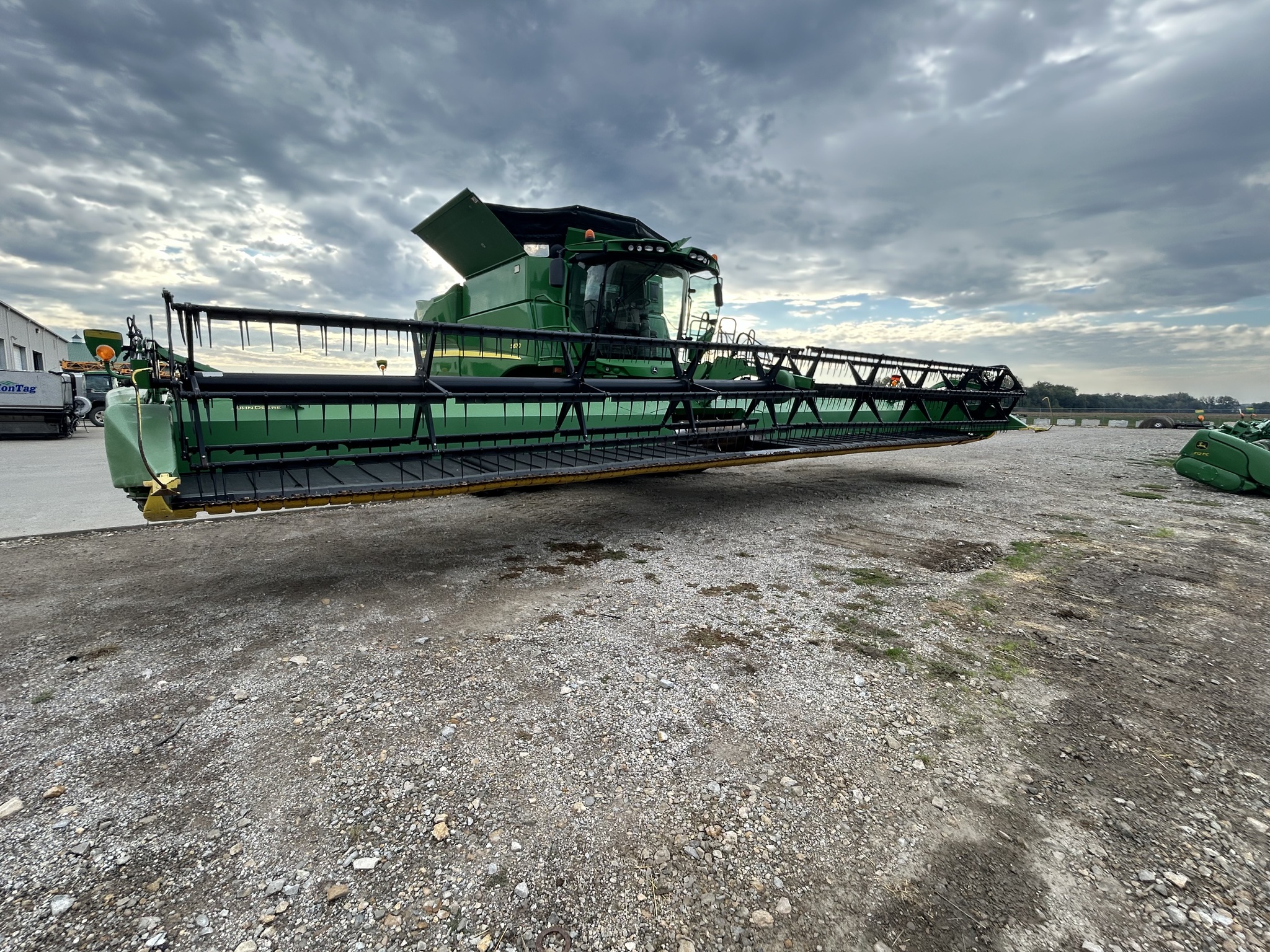  2013 John Deere 640FD at Heritage Tractor in Topeka, KS