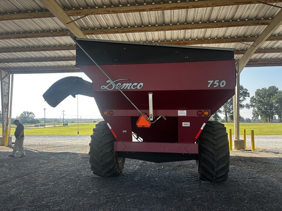 Photo of Demco 750