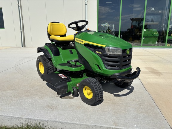 240 Lawnmower John Deere 240 Garden Tractor 2025 John Deere S240