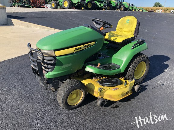 Photo of 2011 John Deere X530