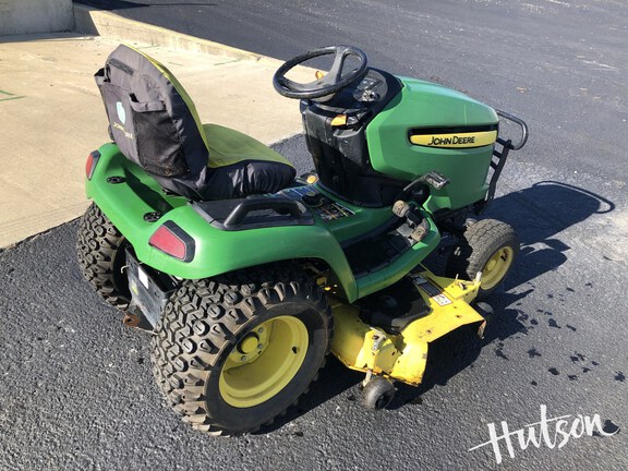 Photo of 2011 John Deere X530