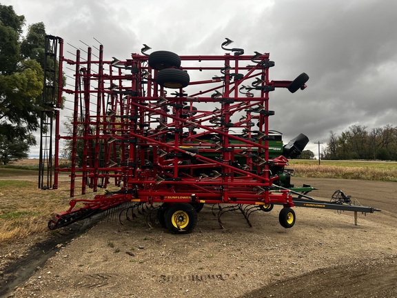 2023 Sunflower 5056 - Photo2