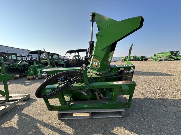 Used 2011 John Deere SB2176 Compact Utility Tractor Attachments at Horizon Ag & Turf in Lloydminster, AB - Photo3