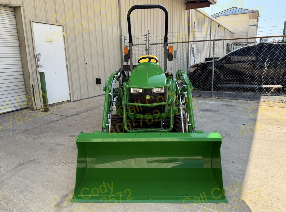 2025 John Deere 1023E (0% INTEREST @239.99/MTH) Image 3