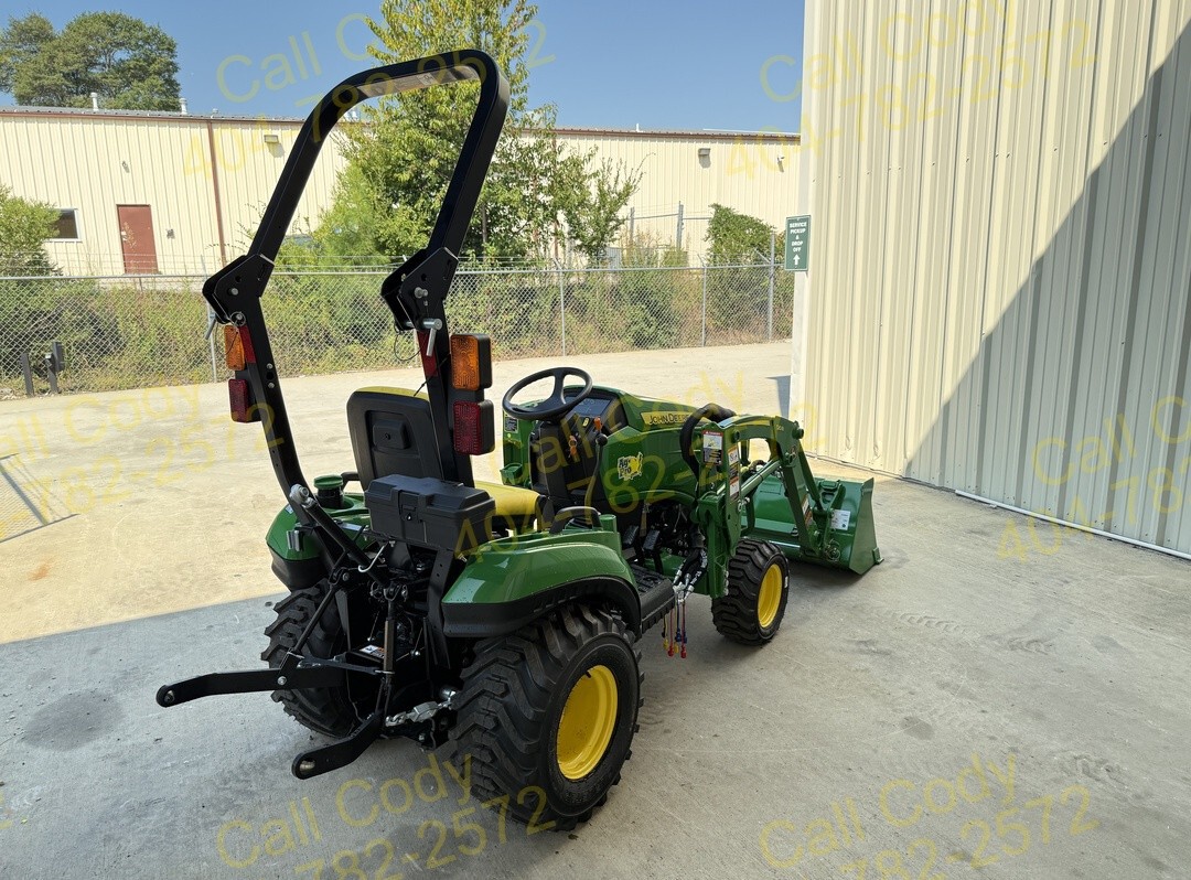 2025 John Deere 1023E (0% INTEREST @239.99/MTH) Image 6