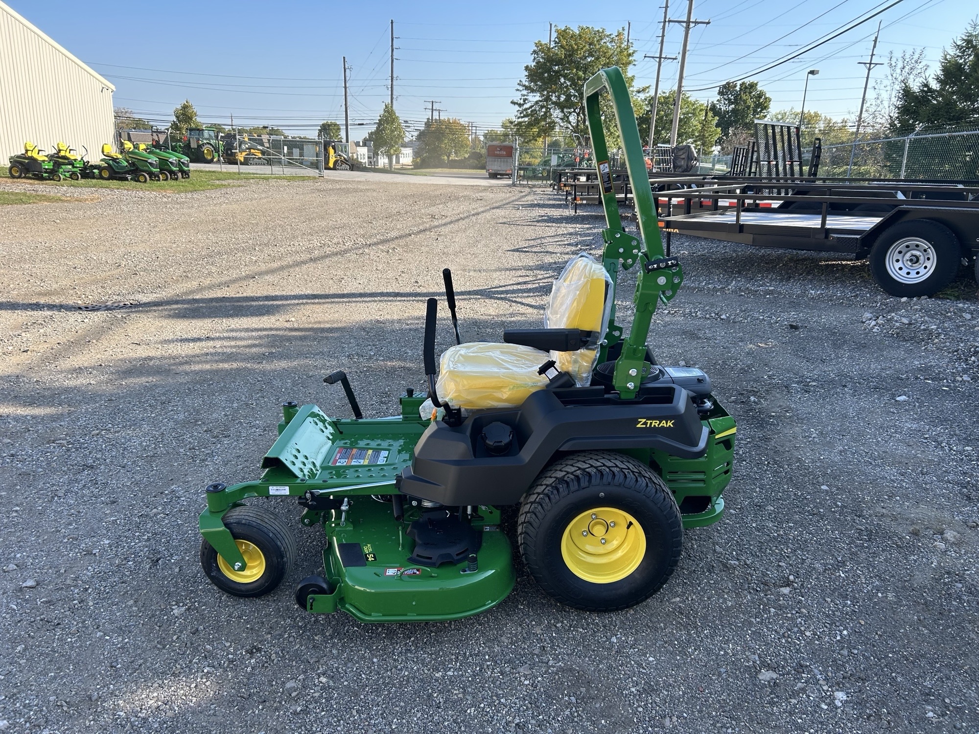 2025 John Deere Z515E Image 8