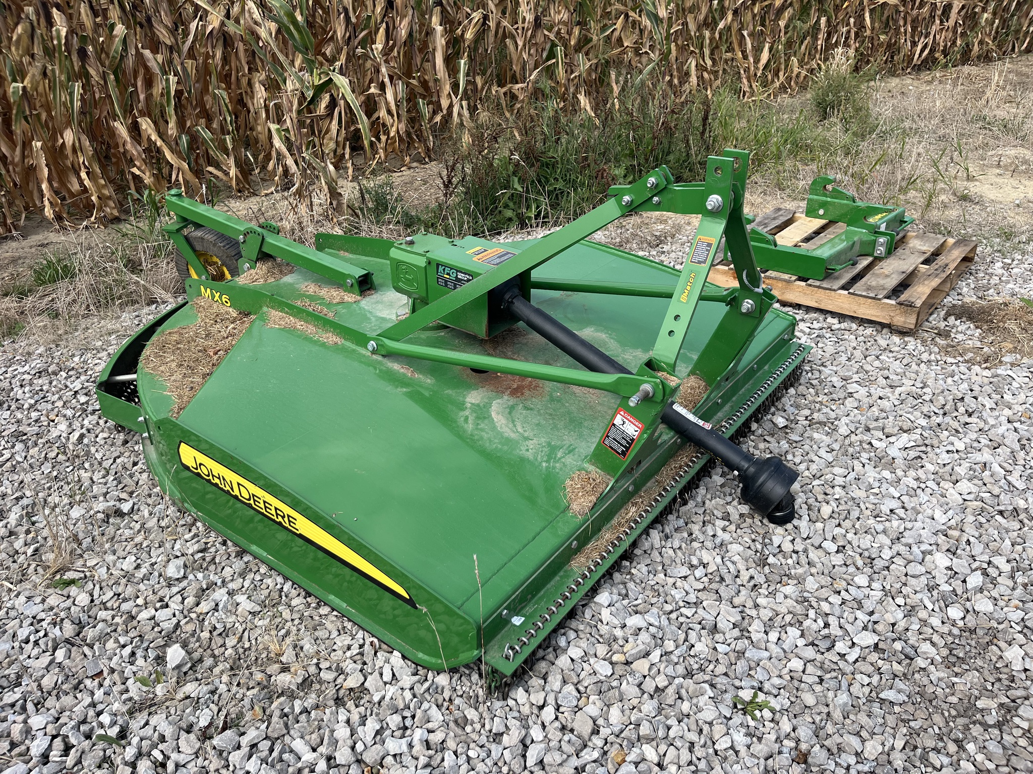John Deere MX6 Image 4
