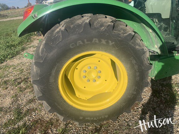 Photo of 2022 John Deere 5075E