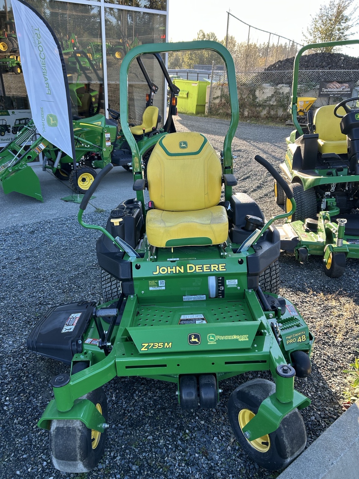 2023 John Deere Z735M Image 2