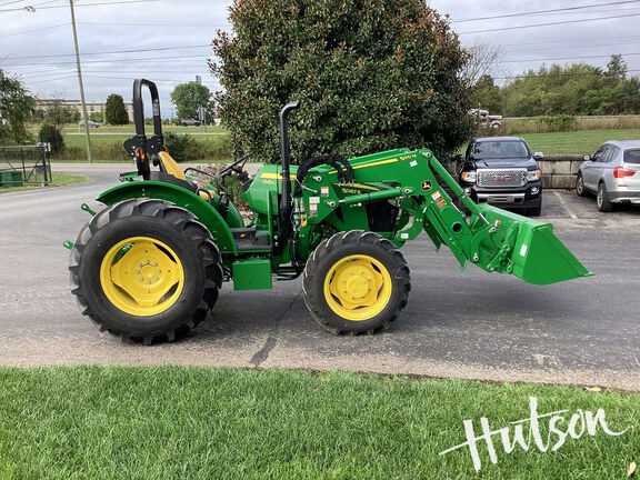 Photo of 2024 John Deere 5067E