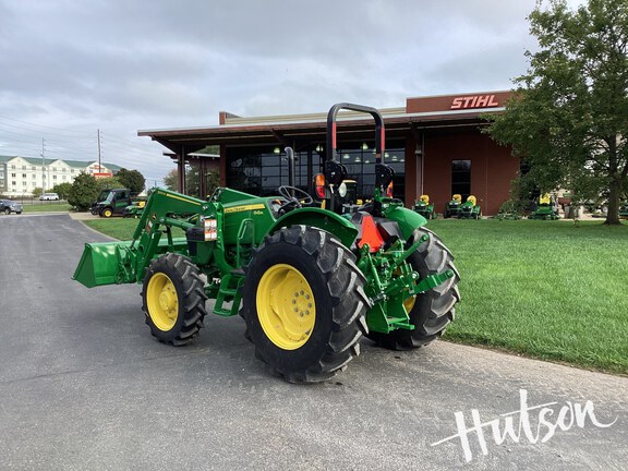 Photo of 2024 John Deere 5067E