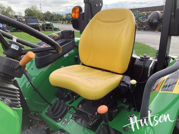 Photo of 2024 John Deere 5067E