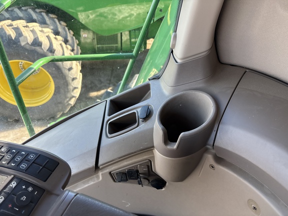 Used 2018 John Deere S780 Combines at Horizon Ag & Turf in Lloydminster, AB - Photo16