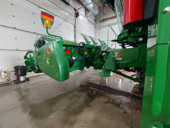 Used 2018 John Deere S780 Combines at Horizon Ag & Turf in Lloydminster, AB - Photo23
