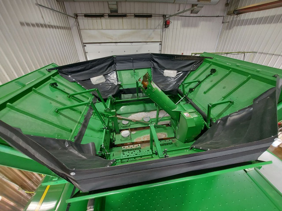Used 2018 John Deere S780 Combines at Horizon Ag & Turf in Lloydminster, AB - Photo26