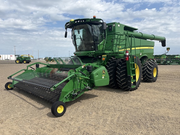 John Deere S780