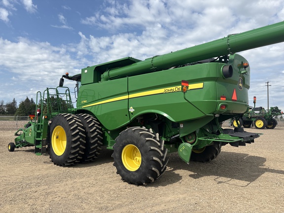 Used 2018 John Deere S780 Combines at Horizon Ag & Turf in Lloydminster, AB - Photo10