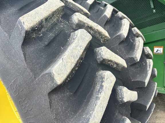 Used 2018 John Deere S780 Combines at Horizon Ag & Turf in Lloydminster, AB - Photo14