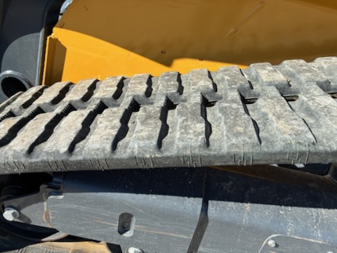 2023 John Deere 325G Image 6