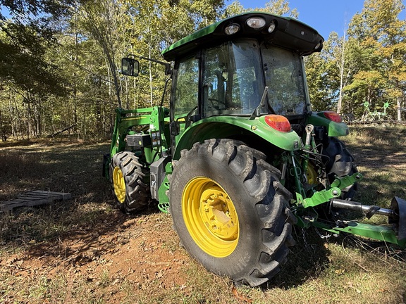 Photo of 2024 John Deere 5120M