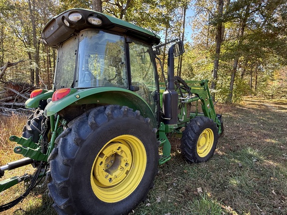 Photo of 2024 John Deere 5120M
